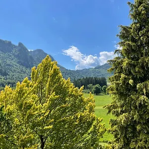 Geräumiges Domizil Mit Bergblick Apartment Oberwössen